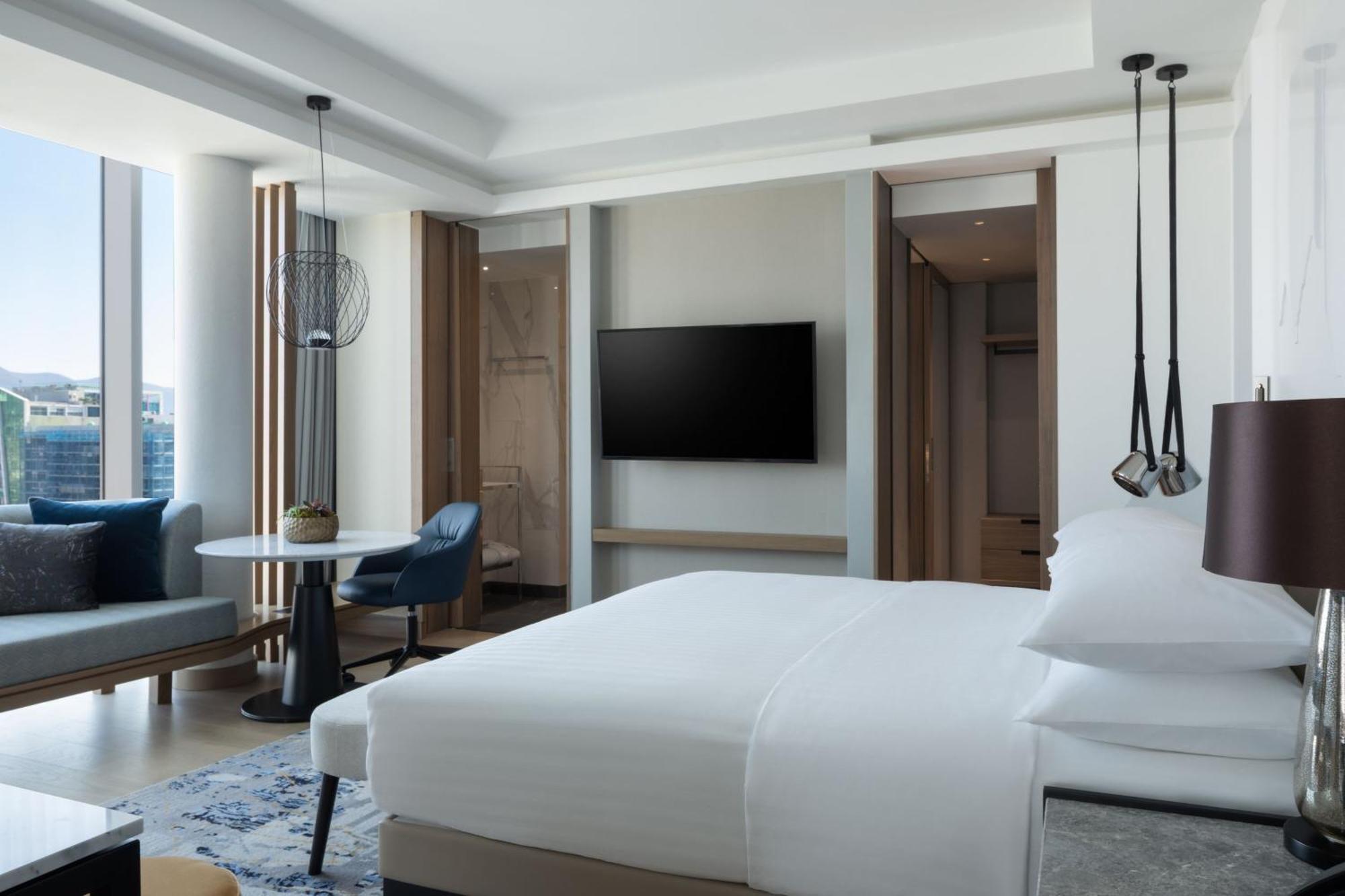 Tirana Marriott Hotel Экстерьер фото
